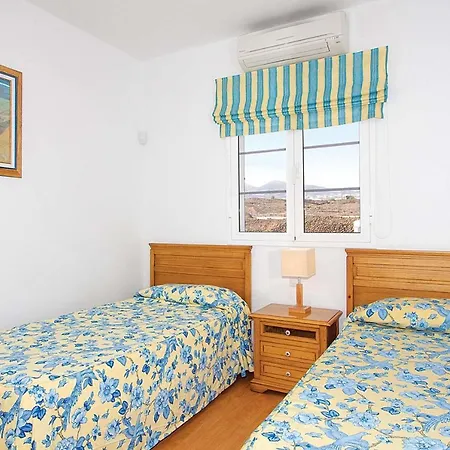 Puerto Del Carmen Sleeps 10 Air Con Wifi
