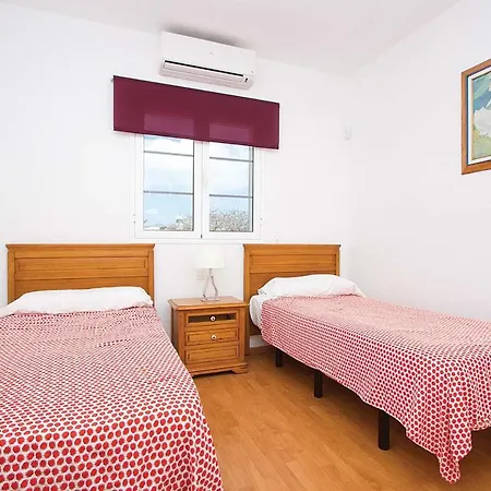 Puerto Del Carmen Sleeps 10 Air Con Wifi بويرتو ذيل كارمين