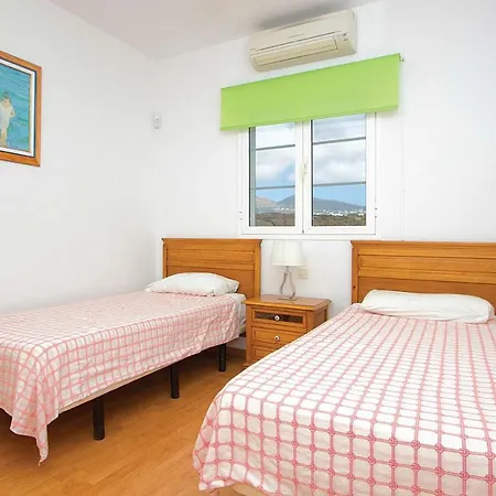 Puerto Del Carmen Sleeps 10 Air Con Wifi Puerto del Carmen (Lanzarote)